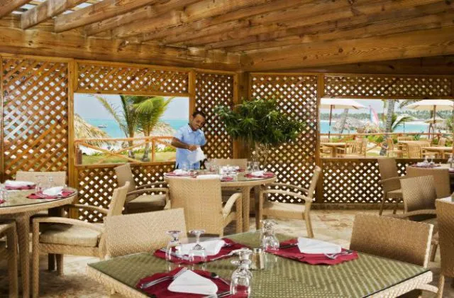 VIK Hotel Cayena Beach Punta Cana restaurant carte